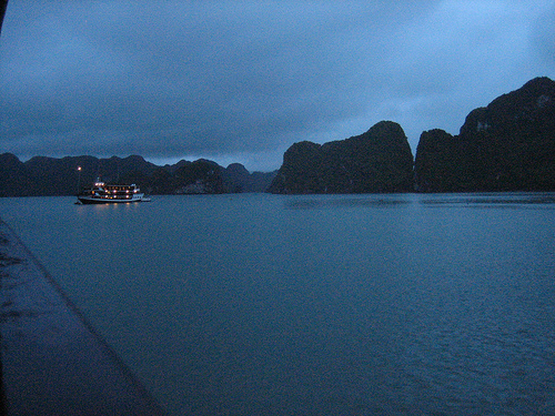 A Guide To Tipping In Vietnam: Who, How Much, When And Where?