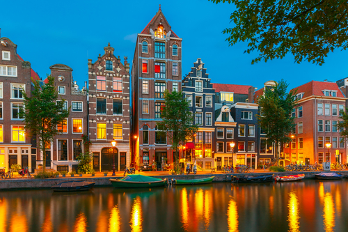 A Handy Guide To Making Friends In Amsterdam