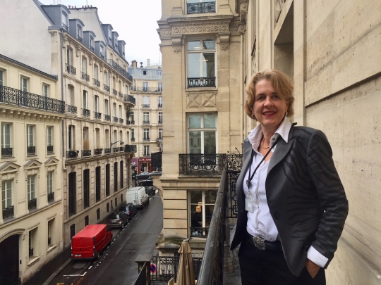 Yvette Van Loon, Paris