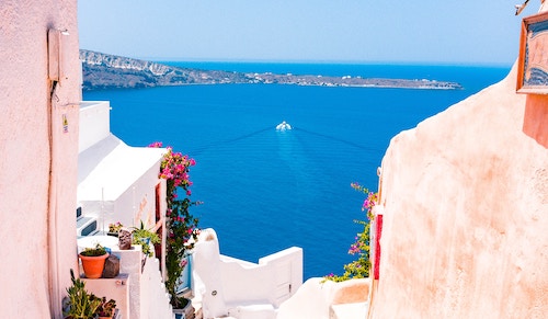 How To Keep Your Health Insurance Costs Low In Greece